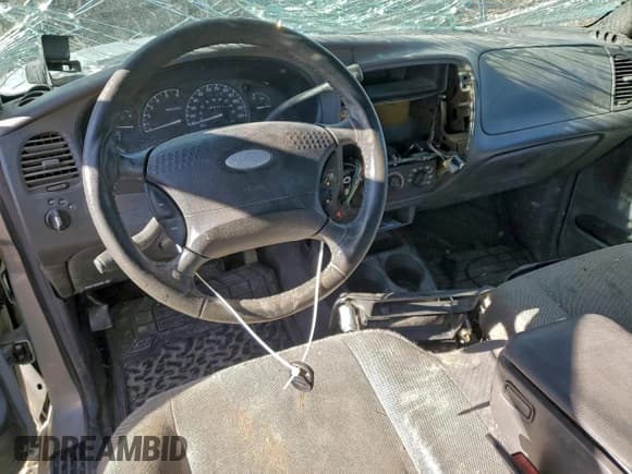 ✅ 2001 Ford Ranger XL • VIN: 1FTYR14V71PB02084 • Lot: 94416945. Listed on Copart with 200,222 mi. Free auction sales archive from the USA and detailed vehicle history report at DreamBid. Image 8.