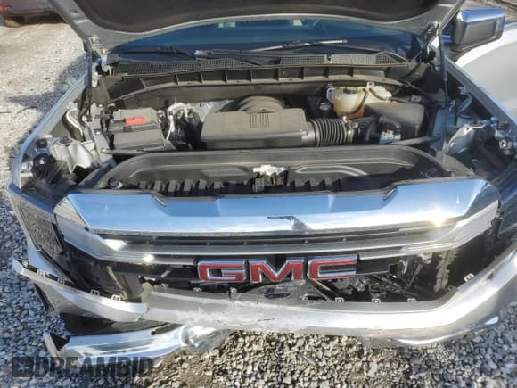 ✅ 2022 GMC Sierra 1500 SLE • VIN: 1GTUUBED7NZ557231 • Лот: 84678694. Опубликован ранее на Copart с пробегом 48 865 миль. Бесплатный доступ к архиву аукционных продаж из США и подробный отчёт об истории автомобиля на DreamBid. Изображение 13.