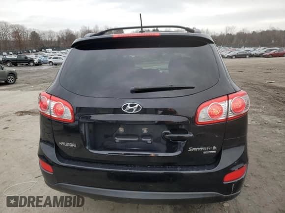 ✅ 2011 Hyundai Santa Fe Limited • VIN: 5XYZHDAG4BG050173 • Lot: 85922354. Listed on Copart with 146,699 mi. Free auction sales archive from the USA and detailed vehicle history report at DreamBid. Image 6.