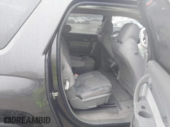 ✅ 2014 GMC Acadia SLE • VIN: 1GKKVPKD5EJ220016 • Lot: 43558780. Listed on IAAI with 240,460 mi. Free auction sales archive from the USA and detailed vehicle history report at DreamBid. Image 8.