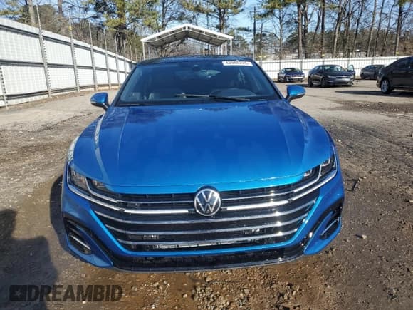 ✅ 2023 Volkswagen Arteon SEL Premium R-Line • VIN: WVWTR7AN3PE016714 • Лот: 42986225. Опубликован ранее на Copart с пробегом 7 357 миль. Бесплатный доступ к архиву аукционных продаж из США и подробный отчёт об истории автомобиля на DreamBid. Изображение 5.