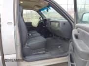 ✅ 2005 Chevrolet Silverado 1500 Work Truck • VIN: 1GCEC14X95Z253704 • Lot: 43699551. Listed on IAAI with 170,841 mi. Free auction sales archive from the USA and detailed vehicle history report at DreamBid. Image 5.