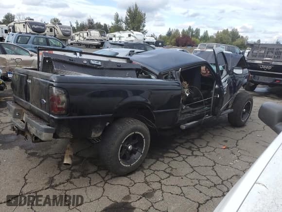 ✅ 2005 Ford Ranger XLT • VIN: 1FTZR45E95PA26247 • Lot: 84958165. Wystawiony na Copart z przebiegiem Nie podano. Bezpłatny archiwum sprzedaży aukcyjnych z USA i szczegółowy raport historii pojazdu na DreamBid. Zdjęcie 3.