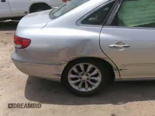 2008 Hyundai Azera Limited с VIN KMHFC46F98A309536, выставлен на аукционе IAAI как лот 42280702 с пробегом 223 037 миль миль и . История ставок и продаж доступна на DreamBid. Изображение 6.