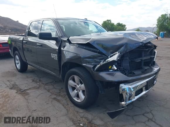 ✅ 2022 Ram 1500 Tradesman • VIN: 3C6RR6KG6NG210767 • Lot: 43426762. Wystawiony na IAAI z przebiegiem 18 317 mil. Bezpłatny archiwum sprzedaży aukcyjnych z USA i szczegółowy raport historii pojazdu na DreamBid. Zdjęcie 1.