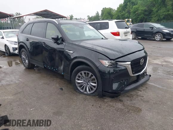 ✅ 2025 Mazda CX-90 Preferred • VIN: JM3KKBHD8S1215264 • Lot: 42275514. Wystawiony na IAAI z przebiegiem 1 999 mil. Bezpłatny archiwum sprzedaży aukcyjnych z USA i szczegółowy raport historii pojazdu na DreamBid. Zdjęcie 1.