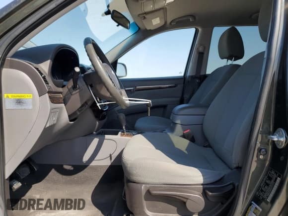 ✅ 2010 Hyundai Santa Fe GLS • VIN: 5NMSG3AB4AH375753 • Lot: 74629604. Listed on Copart with 138,946 mi. Free auction sales archive from the USA and detailed vehicle history report at DreamBid. Image 7.