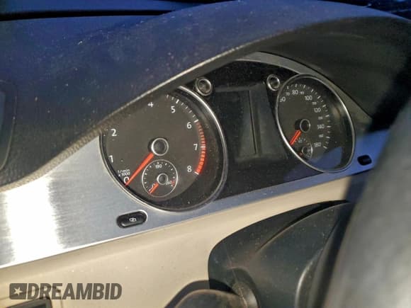 ✅ 2009 Volkswagen CC 4Motion • VIN: WVWGU73C19E549207 • Лот: 94996755. Опубликован ранее на Copart с пробегом Не указан. Бесплатный доступ к архиву аукционных продаж из США и подробный отчёт об истории автомобиля на DreamBid. Изображение 9.