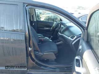 2017 Dodge Journey SE с VIN 3C4PDCAB9HT709657, выставлен на аукционе IAAI как лот 43490377 с пробегом 118 407 миль миль и . История ставок и продаж доступна на DreamBid. Изображение 5.