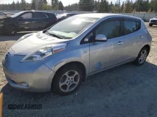 ✅ 2011 Nissan LEAF SL • VIN: JN1AZ0CP8BT005924 • Лот: 85465035. Опубликован ранее на Copart с пробегом 85 933 миль. Бесплатный доступ к архиву аукционных продаж из США и подробный отчёт об истории автомобиля на DreamBid. Изображение 1.