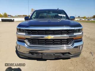 ✅ 2019 Chevrolet Silverado 1500 LT • VIN: 2GCVKPEC1K1114365 • Lot: 77157034. Wystawiony na Copart z przebiegiem 90 077 mil. Bezpłatny archiwum sprzedaży aukcyjnych z USA i szczegółowy raport historii pojazdu na DreamBid. Zdjęcie 5.