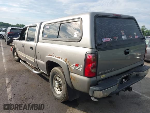 ✅ 2006 Chevrolet Silverado 2500HD LT3 • VIN: 1GCHK23D26F229616 • Лот: 42742250. Опубликован ранее на IAAI с пробегом 213 140 миль. Бесплатный доступ к архиву аукционных продаж из США и подробный отчёт об истории автомобиля на DreamBid. Изображение 3.