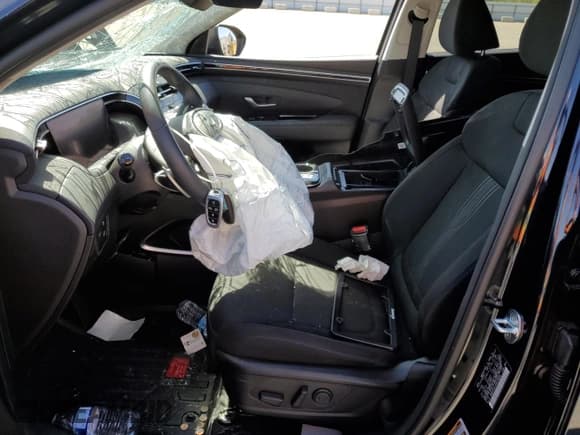 ✅ 2022 Hyundai Tucson SEL Convenience • VIN: KM8JFCA11NU079928 • Lot: 67413174. Wystawiony na Copart z przebiegiem 10 247 mil. Bezpłatny archiwum sprzedaży aukcyjnych z USA i szczegółowy raport historii pojazdu na DreamBid. Zdjęcie 7.