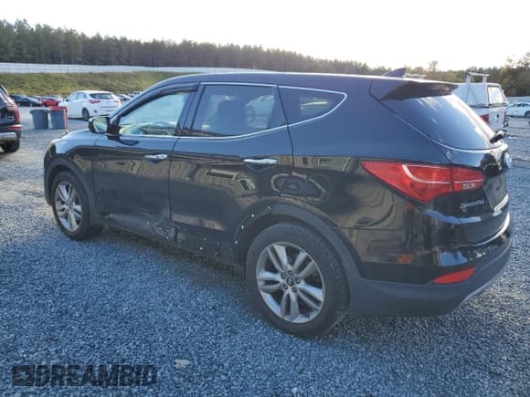 ✅ 2013 Hyundai Santa Fe Sport • VIN: 5XYZWDLA4DG053236 • Лот: 82776985. Опубликован ранее на Copart с пробегом 227 784 миль. Бесплатный доступ к архиву аукционных продаж из США и подробный отчёт об истории автомобиля на DreamBid. Изображение 2.