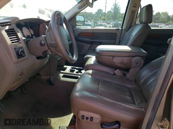 2006 Dodge 1500 SLT с VIN 3D7KS19D96G176036, выставлен на аукционе Copart как лот 59831443 с пробегом 158 085 миль миль и На запчасти • Non repairable. История ставок и продаж доступна на DreamBid. Изображение 7.