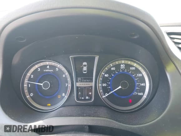 ✅ 2012 Hyundai Azera • VIN: KMHFH4JG8CA142922 • Lot: 42619570. Listed on IAAI with 238,761 mi. Free auction sales archive from the USA and detailed vehicle history report at DreamBid. Image 7.