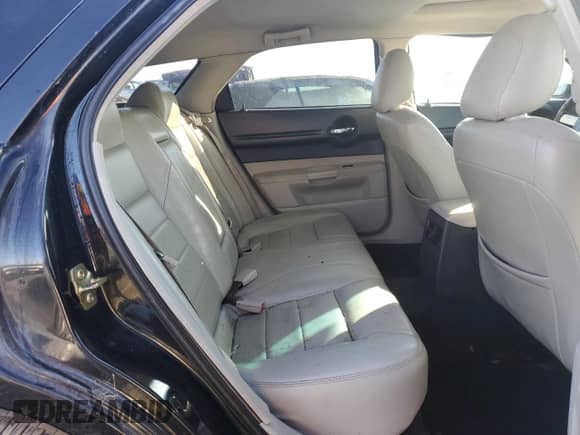 2007 Dodge Magnum z VIN 2D4FV47V27H615081, wystawiony jako Copart lot #80396374 z przebiegiem 280 085 mil mil oraz Czysty tytuł • Clean title. Historia ofert i sprzedaży dostępna na DreamBid. Obrazek 10.