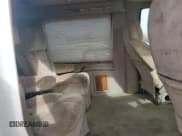 ✅ 2000 GMC Savana Cargo RV Conversion • VIN: 1GDFG15R9Y1177683 • Lot: 43761105. Wystawiony na Copart z przebiegiem 134 067 mil. Bezpłatny archiwum sprzedaży aukcyjnych z USA i szczegółowy raport historii pojazdu na DreamBid. Zdjęcie 10.