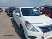 ✅ 2015 Nissan Versa S Plus • VIN: 3N1CN7AP5FL857495 • Lot: 43051621. Wystawiony na IAAI z przebiegiem 161 166 mil. Bezpłatny archiwum sprzedaży aukcyjnych z USA i szczegółowy raport historii pojazdu na DreamBid. Zdjęcie 1.