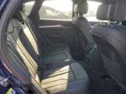 ✅ 2020 Audi Q5 Premium • VIN: WA1ANAFY9L2117572 • Lot: 86072865. Wystawiony na Copart z przebiegiem 45 141 mil. Bezpłatny archiwum sprzedaży aukcyjnych z USA i szczegółowy raport historii pojazdu na DreamBid. Zdjęcie 10.