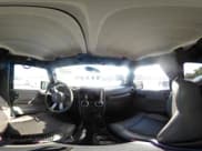 ✅ 2010 Jeep Wrangler Unlimited Sahara • VIN: 1J4BA5H13AL174834 • Lot: 41585380. Wystawiony na IAAI z przebiegiem 111 280 mil. Bezpłatny archiwum sprzedaży aukcyjnych z USA i szczegółowy raport historii pojazdu na DreamBid. Zdjęcie 18.