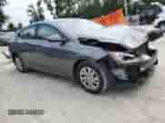 2019 Hyundai Elantra SE z VIN 5NPD74LFXKH475455, wystawiony jako Copart lot #85180005 z przebiegiem 54 979 mil mil oraz Szkoda całkowita • Salvage title. Historia ofert i sprzedaży dostępna na DreamBid. Obrazek 4.