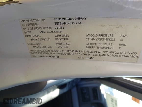 ✅ 1999 Ford F-250 XL • VIN: 1FTNX21F8XEA74702 • Lot: 43097148. Wystawiony na IAAI z przebiegiem 144 963 mil. Bezpłatny archiwum sprzedaży aukcyjnych z USA i szczegółowy raport historii pojazdu na DreamBid. Zdjęcie 9.