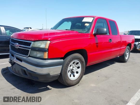 ✅ 2007 Chevrolet Silverado 1500 Work Truck • VIN: 1GCEC19X47Z164277 • Lot: 42536315. Listed on IAAI with 374,207 mi. Free auction sales archive from the USA and detailed vehicle history report at DreamBid. Image 2.
