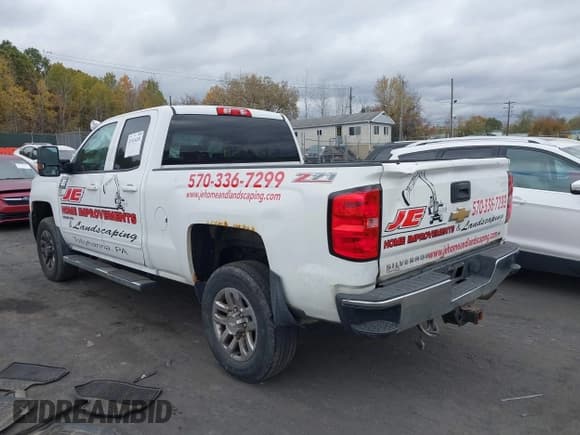 ✅ 2015 Chevrolet Silverado 2500HD LT • VIN: 1GC2KVEG5FZ500679 • Lot: 43524430. Listed on IAAI with 102,475 mi. Free auction sales archive from the USA and detailed vehicle history report at DreamBid. Image 3.
