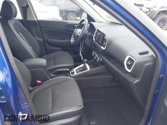 ✅ 2023 Hyundai Venue SEL • VIN: KMHRC8A37PU262960 • Лот: 43301894. Опубликован ранее на IAAI с пробегом 28 491 миль. Бесплатный доступ к архиву аукционных продаж из США и подробный отчёт об истории автомобиля на DreamBid. Изображение 5.