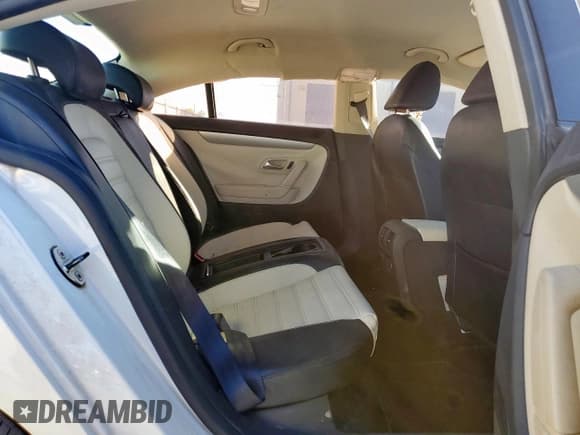 ✅ 2011 Volkswagen CC Sport • VIN: WVWMN7ANXBE726637 • Lot: 90396115. Wystawiony na Copart z przebiegiem 143 663 mil. Bezpłatny archiwum sprzedaży aukcyjnych z USA i szczegółowy raport historii pojazdu na DreamBid. Zdjęcie 11.