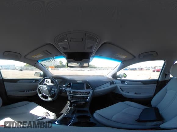 ✅ 2016 Hyundai Sonata • VIN: KMHE14L29GA021355 • Лот: 43240312. Опубликован ранее на IAAI с пробегом 87 076 миль. Бесплатный доступ к архиву аукционных продаж из США и подробный отчёт об истории автомобиля на DreamBid. Изображение 19.