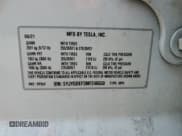 ✅ 2021 Tesla Model Y Performance • VIN: 5YJYGDEF3MF246650 • Lot: 81939935. Wystawiony na Copart z przebiegiem 62 175 mil. Bezpłatny archiwum sprzedaży aukcyjnych z USA i szczegółowy raport historii pojazdu na DreamBid. Zdjęcie 12.