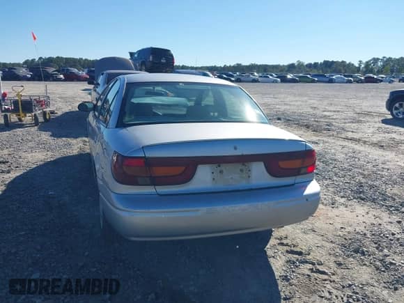 2002 Saturn SL с VIN 1G8ZK52702Z243549, выставлен на аукционе IAAI как лот 43488210 с пробегом 155 263 миль миль и . История ставок и продаж доступна на DreamBid. Изображение 16.