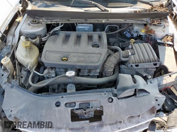 ✅ 2007 Chrysler Sebring • VIN: 1C3LC46K17N550846 • Lot: 81664645. Listed on Copart with 129,380 mi. Free auction sales archive from the USA and detailed vehicle history report at DreamBid. Image 11.