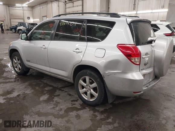 ✅ 2007 Toyota RAV4 Limited • VIN: JTMBD31V275092637 • Lot: 43856924. Listed on IAAI with 200,182 mi. Free auction sales archive from the USA and detailed vehicle history report at DreamBid. Image 3.