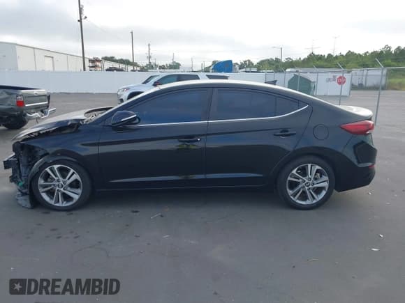 ✅ 2018 Hyundai Elantra Value Edition • VIN: KMHD84LF0JU449461 • Lot: 43531047. Listed on IAAI with 86,269 mi. Free auction sales archive from the USA and detailed vehicle history report at DreamBid. Image 14.