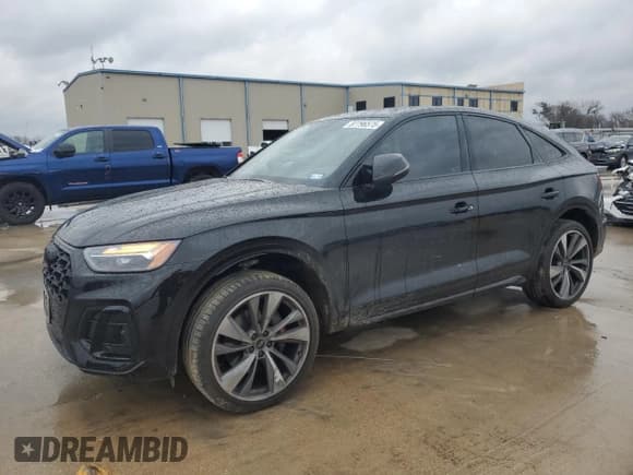 ✅ 2024 Audi SQ5 Sportback Premium Plus • VIN: WA124AFYXR2074022 • Lot: 87796575. Listed on Copart with 6,124 mi. Free auction sales archive from the USA and detailed vehicle history report at DreamBid. Image 1.