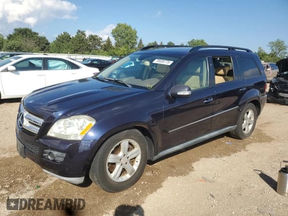 ✅ 2008 Mercedes-Benz GL 450 • VIN: 4JGBF71E18A323288 • Lot: 70638775. Listed on Copart with 121,486 mi. Free auction sales archive from the USA and detailed vehicle history report at DreamBid. Image 1.