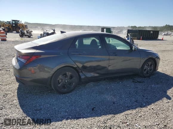 ✅ 2023 Hyundai Elantra SEL • VIN: 5NPLM4AG9PH100972 • Lot: 70588455. Listed on Copart with 48,776 mi. Free auction sales archive from the USA and detailed vehicle history report at DreamBid. Image 3.