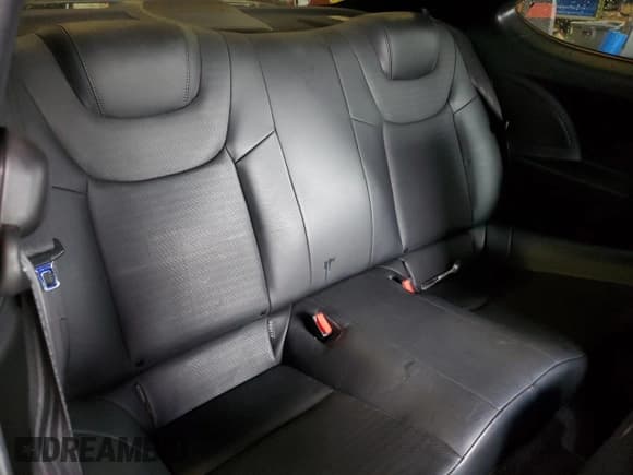 ✅ 2013 Hyundai Genesis Coupe Grand Touring • VIN: KMHHU6KJ8DU081744 • Lot: 67251465. Wystawiony na Copart z przebiegiem 181 317 mil. Bezpłatny archiwum sprzedaży aukcyjnych z USA i szczegółowy raport historii pojazdu na DreamBid. Zdjęcie 10.