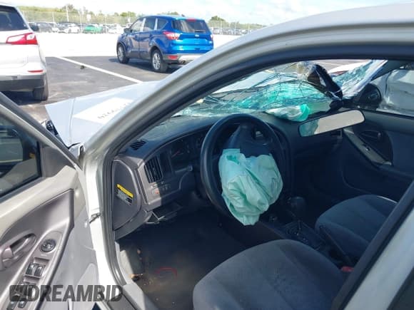 ✅ 2004 Hyundai Elantra GLS • VIN: KMHDN46D54U897413 • Lot: 42779920. Wystawiony na IAAI z przebiegiem 115 134 mil. Bezpłatny archiwum sprzedaży aukcyjnych z USA i szczegółowy raport historii pojazdu na DreamBid. Zdjęcie 5.