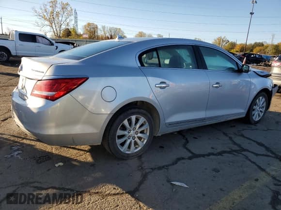 ✅ 2014 Buick LaCrosse Leather • VIN: 1G4GB5GR4EF135394 • Lot: 87269465. Listed on Copart with 86,853 mi. Free auction sales archive from the USA and detailed vehicle history report at DreamBid. Image 3.