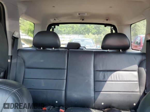 ✅ 2003 Ford Escape Limited • VIN: 1FMCU94113KA78137 • Lot: 59762985. Wystawiony na Copart z przebiegiem 64 441 mil. Bezpłatny archiwum sprzedaży aukcyjnych z USA i szczegółowy raport historii pojazdu na DreamBid. Zdjęcie 10.