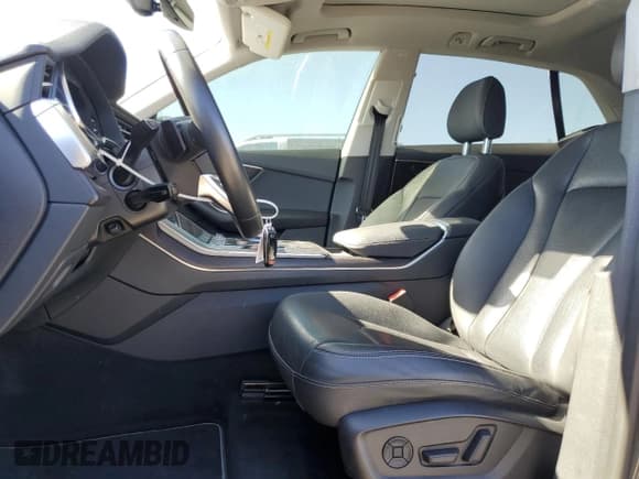 ✅ 2021 Audi Q8 Premium Plus • VIN: WA1EVAF16MD015818 • Lot: 89933795. Listed on Copart with 55,448 mi. Free auction sales archive from the USA and detailed vehicle history report at DreamBid. Image 7.