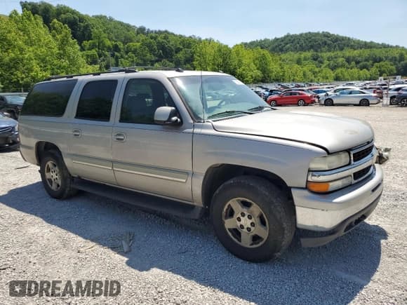 ✅ 2005 Chevrolet Suburban LT • VIN: 1GNFK16Z85J134036 • Lot: 59268575. Listed on Copart with 246,835 mi. Free auction sales archive from the USA and detailed vehicle history report at DreamBid. Image 4.