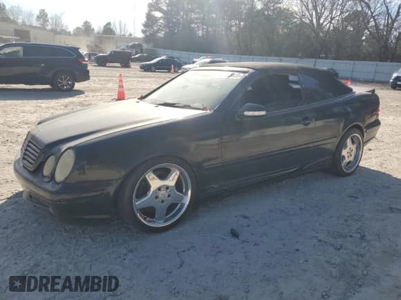 ✅ 2002 Mercedes-Benz CLK 55 AMG • VIN: WDBLK74G52T110954 • Lot: 43180405. Wystawiony na Copart z przebiegiem 137 828 mil. Bezpłatny archiwum sprzedaży aukcyjnych z USA i szczegółowy raport historii pojazdu na DreamBid. Zdjęcie 1.