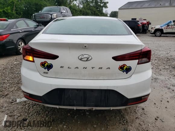 ✅ 2019 Hyundai Elantra SE • VIN: 5NPD74LF9KH444150 • Lot: 65036225. Listed on Copart with 81,327 mi. Free auction sales archive from the USA and detailed vehicle history report at DreamBid. Image 6.
