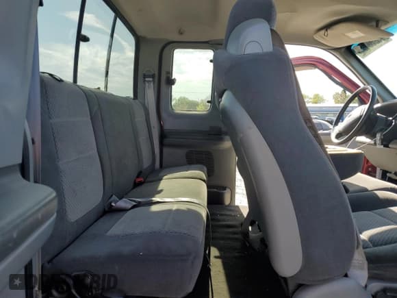 ✅ 2002 Ford F-250 XL • VIN: 1FTNX20F02EB64128 • Lot: 51979895. Listed on Copart with 162,117 mi. Free auction sales archive from the USA and detailed vehicle history report at DreamBid. Image 10.