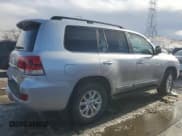 ✅ 2018 Toyota Land Cruiser • VIN: JTMCY7AJ0J4067276 • Lot: 88313935. Listed on Copart with 17,838 mi. Free auction sales archive from the USA and detailed vehicle history report at DreamBid. Image 3.